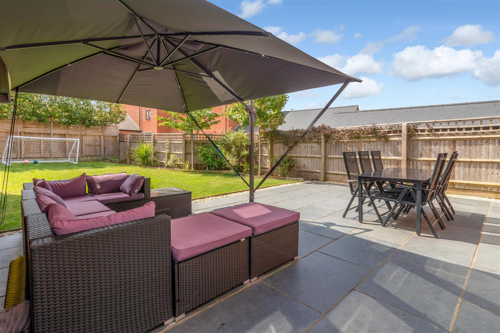 Friesland Avenue, Whitehouse, Milton Keynes